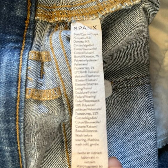 Spanx Woman's Blue Every Wear Flare Stretch Jeans Sz XLTall - Picture 7 of 9